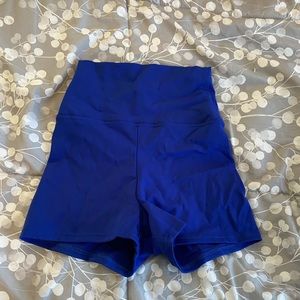 NWOT! blue capezio shorts